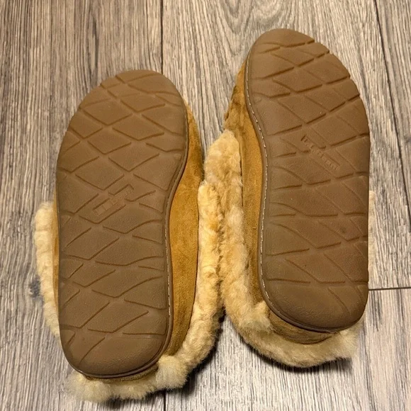 L.L. Bean Tan Rubber Outsole Moccasins - Picture 6 of 7
